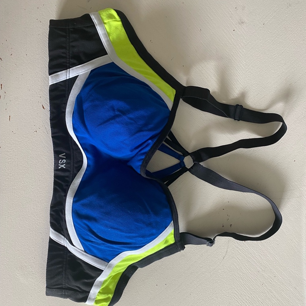 Victoria’s Secret sports bra 36B